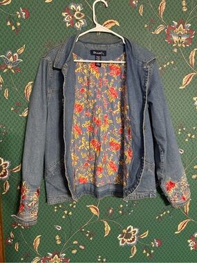 Denim & Co Women’s Embroidered Floral Denim Jacket